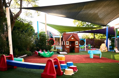 shade experience manufactures and installs outdoor shade sails and shelters for domestic and commercial use